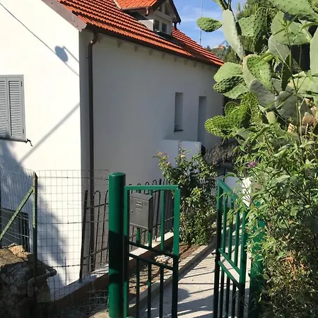 Ferienwohnung Casa Del Sasso Bergeggi Exterior foto